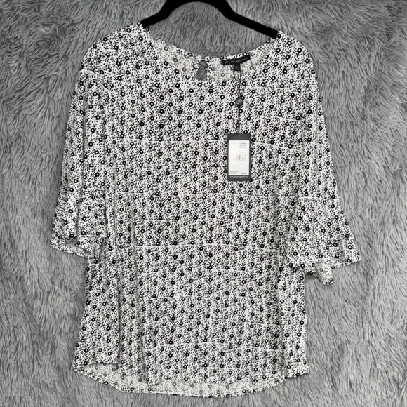 Adrianna Papell Tops - Adrianna Papell Black White Floral Double‎ Bell Cuff Sleeve Top NWT